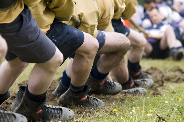 坚持以人为本的精神